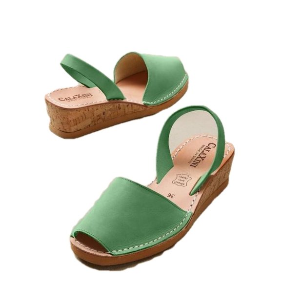 simply perfect wedges